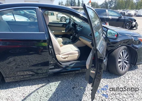 2019 Subaru Legacy 2.5I Premium z USA, uszkodzony, nr VIN 4S3BNAF68K3040923